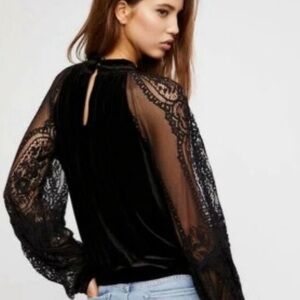 Free People Dream Team Black Velvet Lace Long Sleeve Top Size Medium EUC